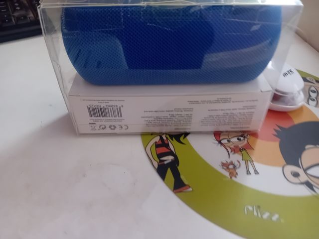 Altavoz azul usb y tarjeta blotooh 3e