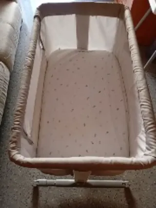 Coche bebé + cuna colecho + ropa 0-6m