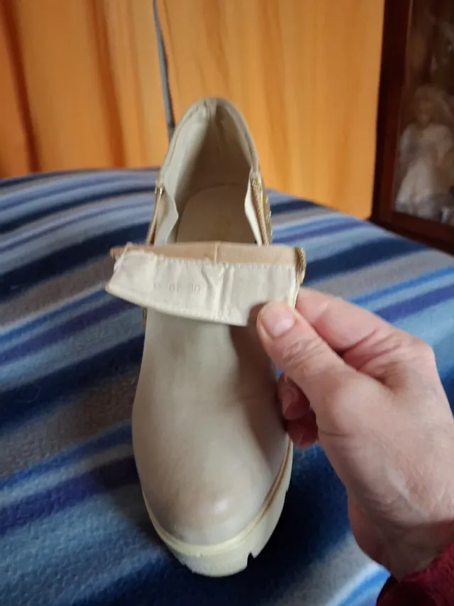 Stivaletti Beige e Oro Glitter