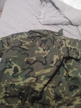 Chaquetón militar español Ejército Verde