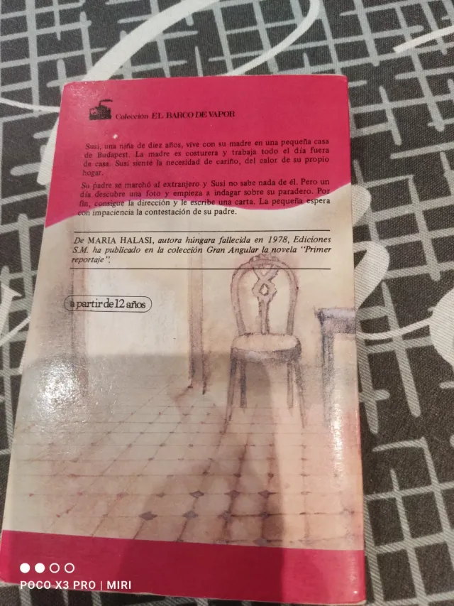 A La Izquierda De La Escalera (Barco De Vapor R...