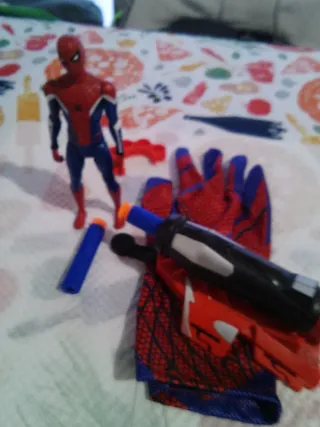 Set Spiderman con guanti e blaster