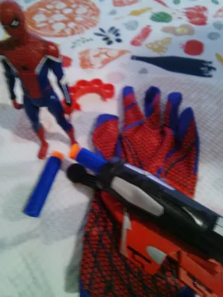 Set Spiderman con guanti e blaster