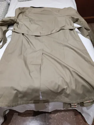 Gabardina Beige Hombre Clásica