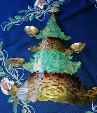 Árbol de Navidad y Ángel de Hojalata