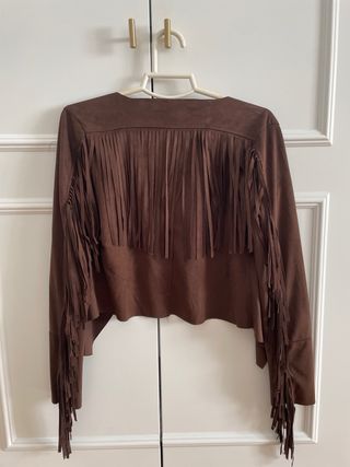 Cazadora marrón con flecos Talla S