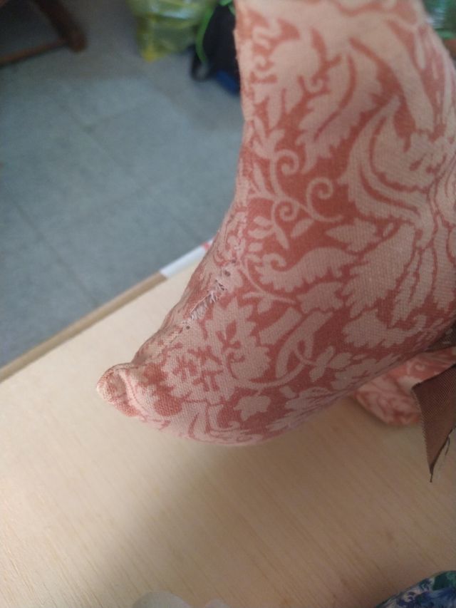 Muñecas de trapo y perro sujetapuertas