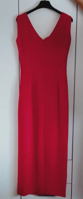 Vestido de fiesta rojo elegante