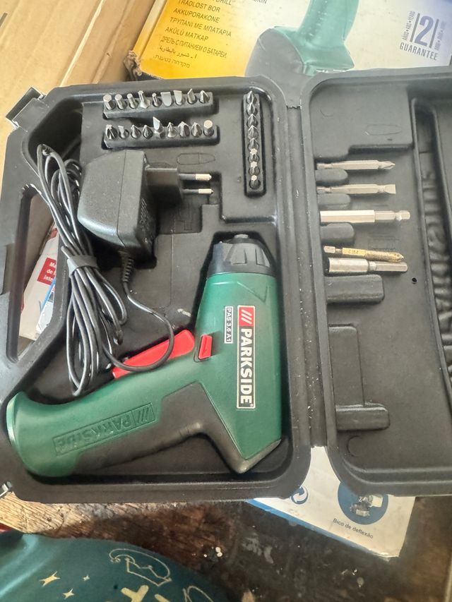 Atornillador Parkside PAS 3.6 A1 con accesorios