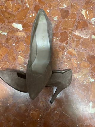 Zapato salón ante marrón talla 37