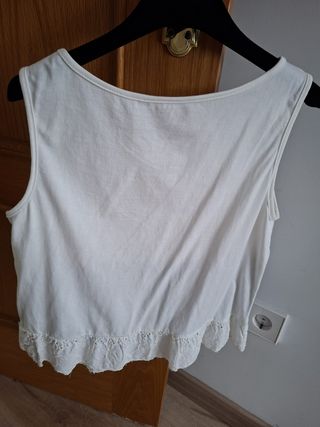 Top blanco de tirantes corto talla L