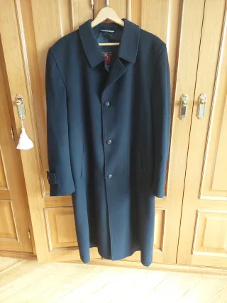 Abrigo de caballero azul marino