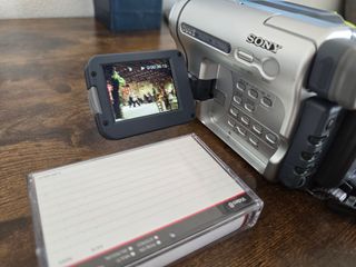 Videocámara Sony Digital 8 TRV255E