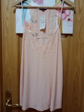Camiseta Kiabi encaje rosa Talla XL