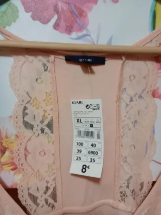 Camiseta Kiabi encaje rosa Talla XL