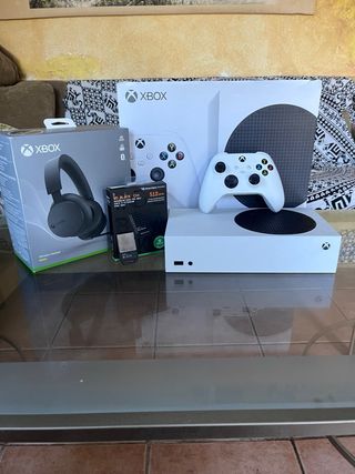 Pacchetto Xbox Series S Bianca + Accessori