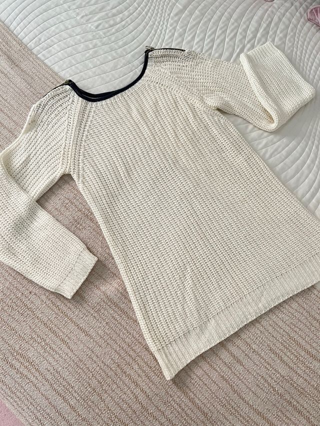 Jersey de punto blanco con cremalleras