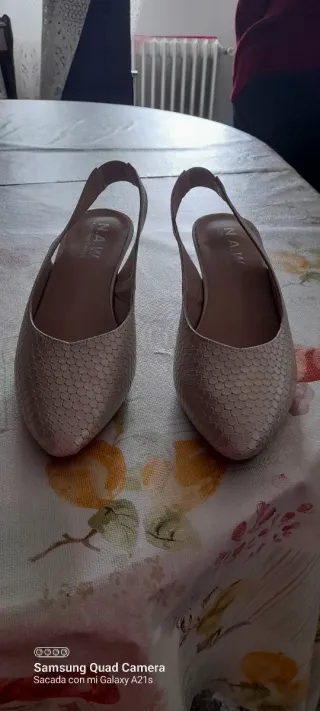 Zapatos slingback sin estrenar T38