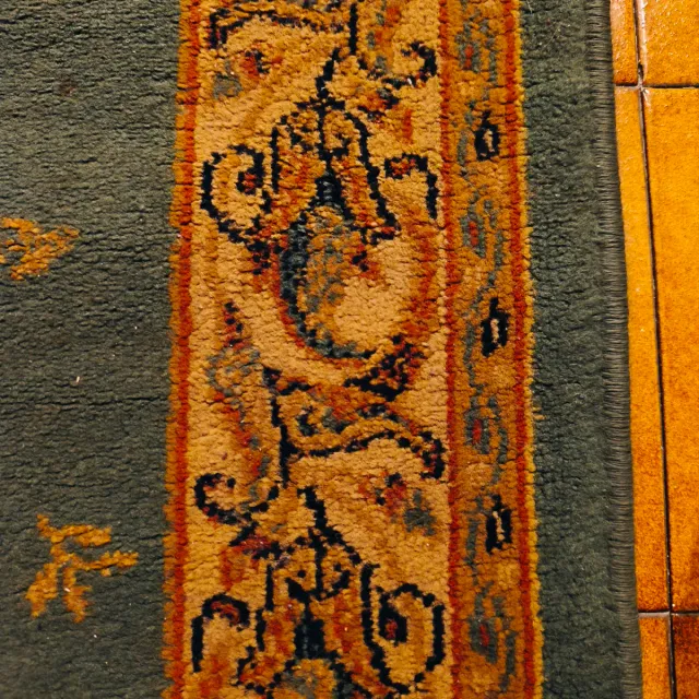 Alfombras pasilleras verdes con diseño