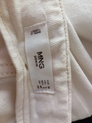 Pantalón vaquero beige mujer