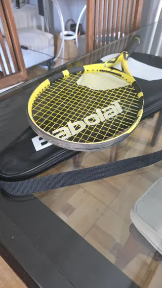 Babolat Pure Aero JR 26 + funda – muy buen estado