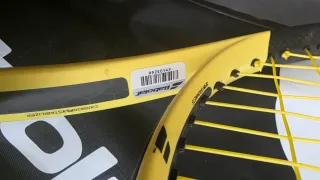 Babolat Pure Aero JR 26 + funda – muy buen estado