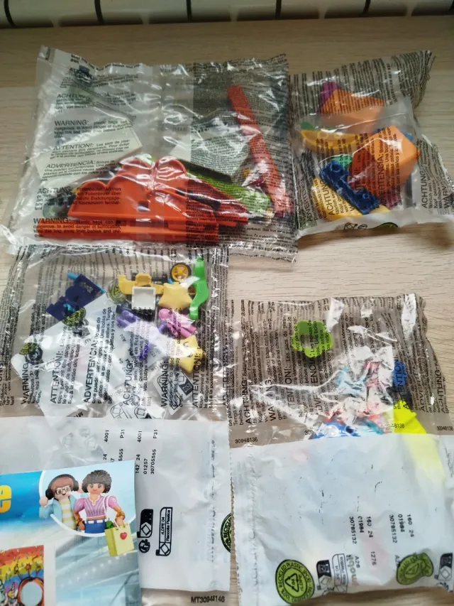 Playmobil My Life 71536 COMPLETO