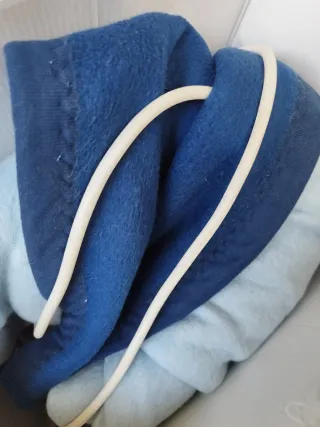 Dos Manta Eléctrica Calentadora Beige y azul 50€