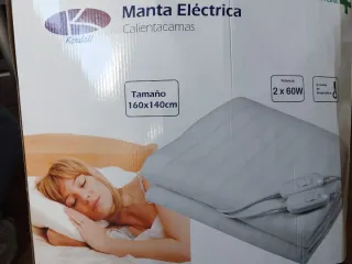 Dos Manta Eléctrica Calentadora Beige y azul 50€
