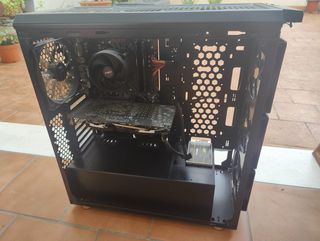 SE VENDE PC GAMING.