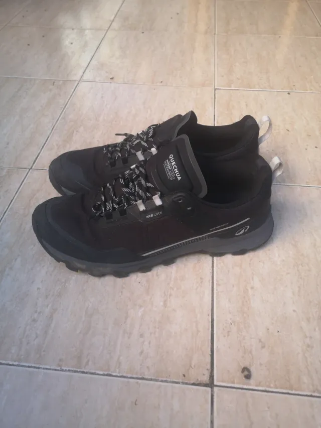 Zapatillas Quechua Waterproof Negras