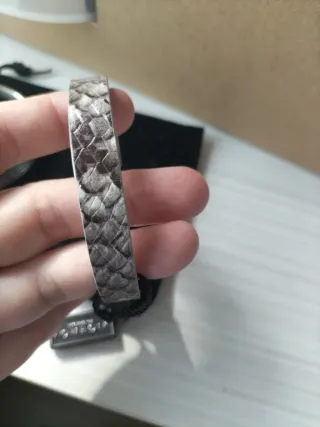 Pulsera diseño escamas plata