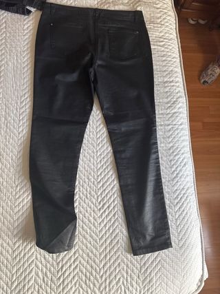 Pantalón Elogy encerado negro