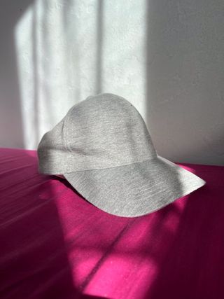 Gorra gris Primark