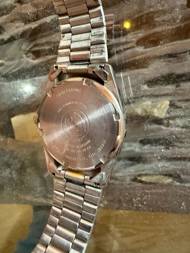 Reloj Orient Swimmer 100 Oro y Plata