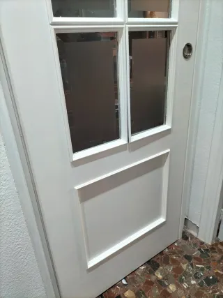 Puerta corredera 82cm + guía