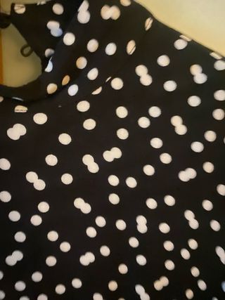 Abito a pois nero e bianco