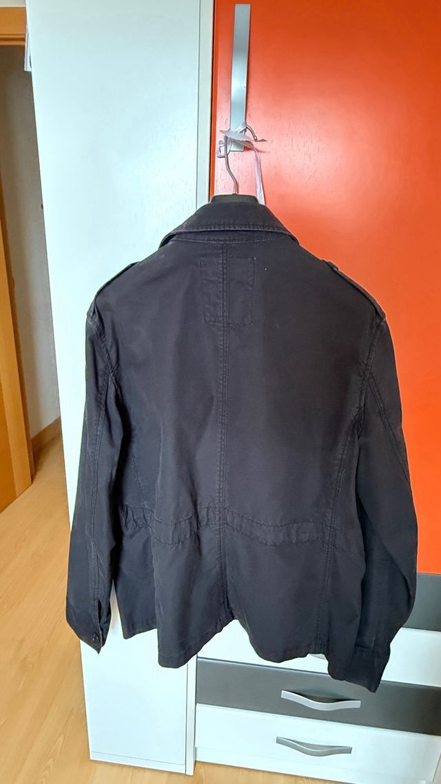 Cazadora H&M Negra Talla XL