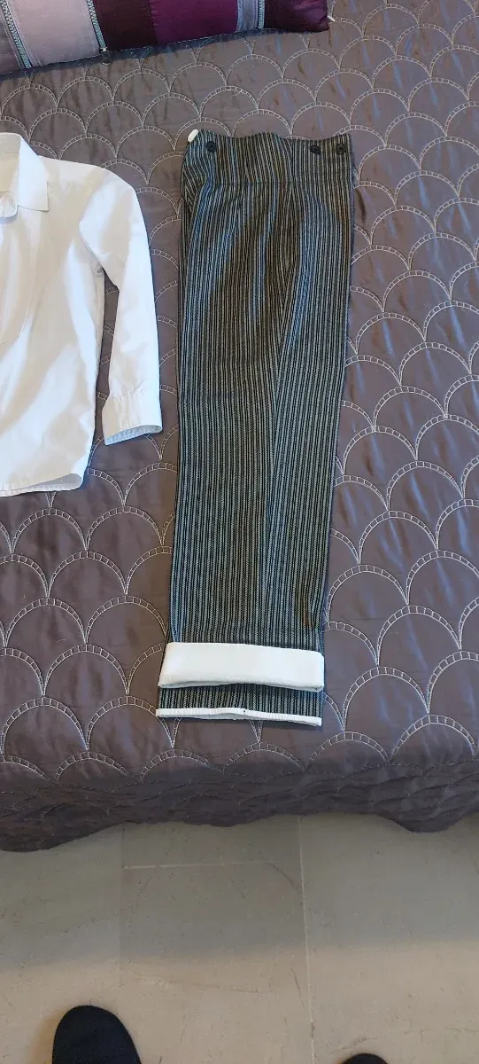 Camisa campera talla 10 y pantalón traje de corto