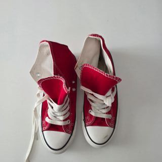 Zapatillas Rojas Converse Estilo Botín