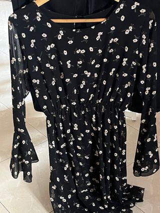 Vestito floreale nero