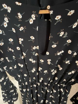 Vestito floreale nero