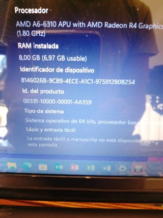 TOSHIBA AMD-A6 QUADCORE-250GB-RAM 8GB-RADEON R4 GR