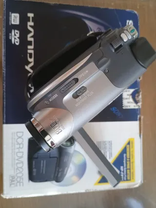 Videocámara Sony DCR-DVD205E PAL