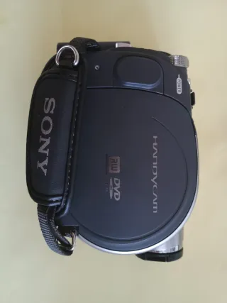 Videocámara Sony DCR-DVD205E PAL