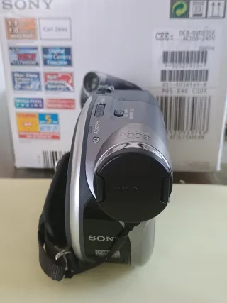 Videocámara Sony DCR-DVD205E PAL