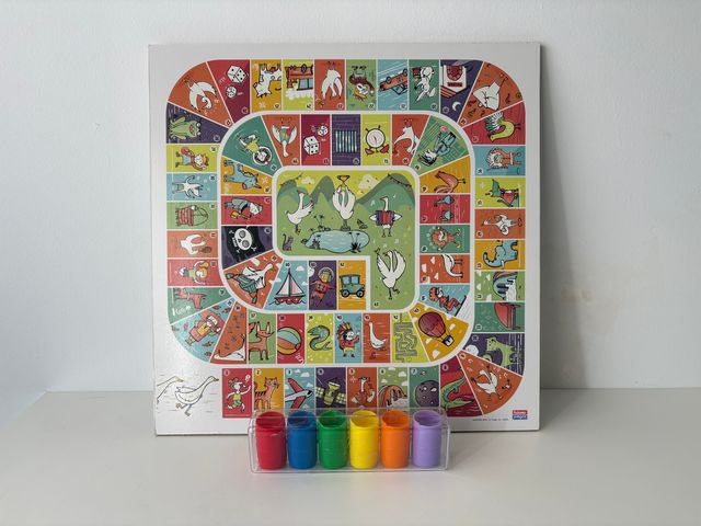 Parchís y Oca Falomir con fichas y dados