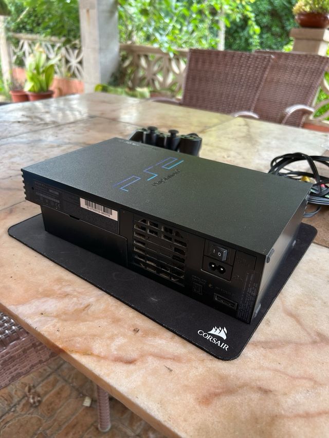 Sony PlayStation 2 Negra Completa