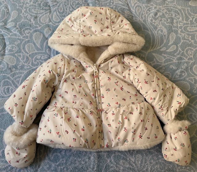 Abrigo de bebé calentito impermeable y reversible