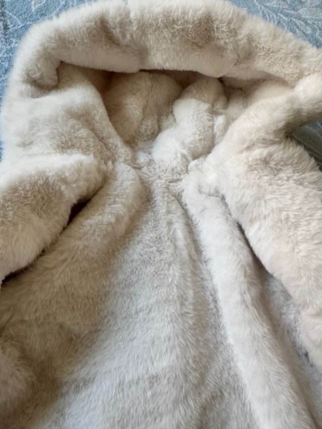 Abrigo de bebé calentito impermeable y reversible